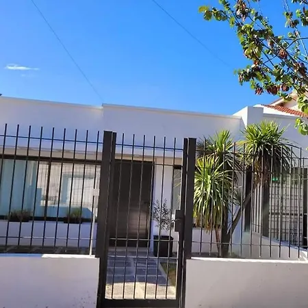 Casa Roque Funes, Ubicado En Cerro De Las Rosas Cordoba, Ofrece, Asador, Pileta, Cercanias, Estadio Kempes, Aeropuerto Ambrosio Taravella, Orfeo Superdomo, Sanatorio Allende, Casa Con 2 Departamentos Individuales Y Areas Comunes Córdoba Exterior foto