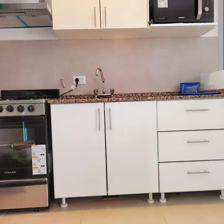 Casa Roque Funes, Ubicado En Cerro De Las Rosas Cordoba, Ofrece, Asador, Pileta, Cercanias, Estadio Kempes, Aeropuerto Ambrosio Taravella, Orfeo Superdomo, Sanatorio Allende, Casa Con 2 Departamentos Individuales Y Areas Comunes Córdoba Exterior foto